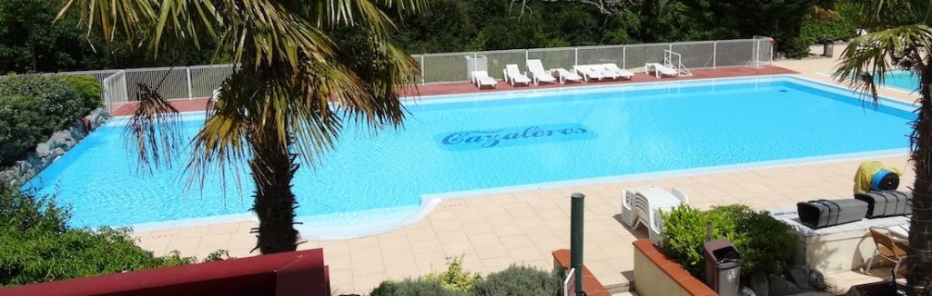 Vakantiepark-chateau cazaleres-villa133-zwembad